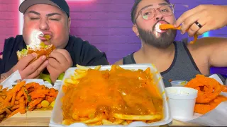 Onion Rings, Chili Cheese Fries & Bacon Burger Mukbang w/ @BigGuyAppetite