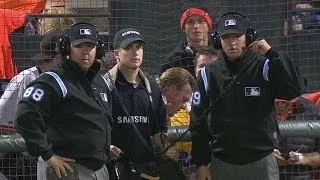 LAD@SF: Out call at first overturned in 6th inning