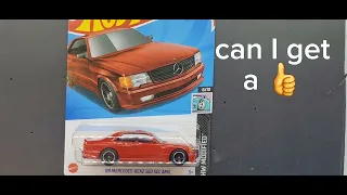 Finally, I found the Hot-wheels Honda Civic Si and the Nissan skyline GT-R.