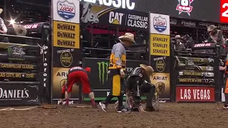 Fabiano Vieira bucks off Bad Touch (PBR)