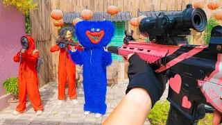 NERF GUN BATTLE ROYALE : Special Force Rescue HUGGY from the criminal group