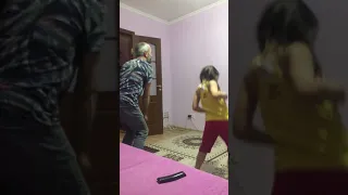 Dance ,танцы, папа и дочка танцуют ,father and daughter dance,baba kız dans ediyor