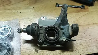 Replacing Wheel Bearings and CV Axle Shaft on my Honda Foreman 450