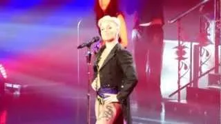 P!nk - How Come You're Not Here - The Truth About Love Tour (Toronto)