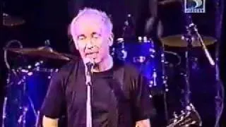 Buzzcocks - I don't mind - live Brazil 2001