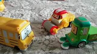 Робокар Поли, Скулби, Макс, Клини, Пок, Брунер, Кэп, Мини, Дампи.  Robocar Poli.