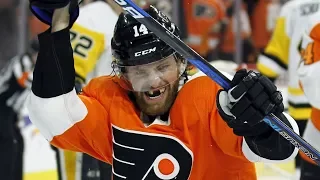 Flyers' Couturier gets five points, three goals on torn MCL