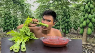 WOW! Amazing (Papaya Tree) Eating Delicious | Mouth Watering | Boy Tapang 🤤😍