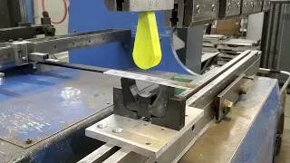 3d printed press brake tooling. 1 hit 180 degree bend