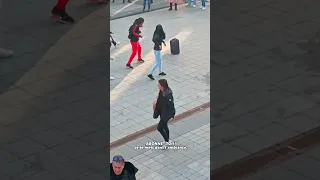 Flash Mob Danza Kuduro. Rue de la Republique. Dj King Serenity Ça fait fondre les cuisses