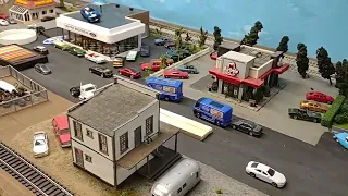 A walk around tour and what's happening with the layout. HO scale.