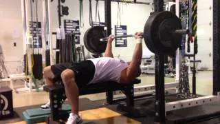 DeFrancosGym.com: Joe D. Benches 365 x 5!