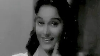 Kahin Pe Nigahen Kahin Pe Nishana - Shamshad Begum, Waheeda Rahman, CID Song