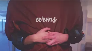 Bellamy & Clarke | Arms [+4x13]