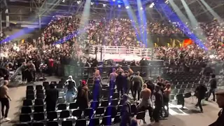 HOOLIGANS AT GLORY 80 BADR HARI vs WRZOSEK