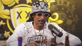 Snoop Dogg, LOYALTY or RESPECT 🤔❔️#shorts #hiphop #drinkchamps #legend #snoopdogg