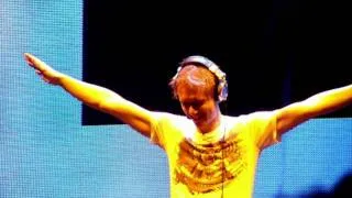 Armin Van Buuren Mirage Climax sequence