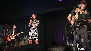 Supernatural Toronto Convention 2017 - Emily Swallow singing at SNS