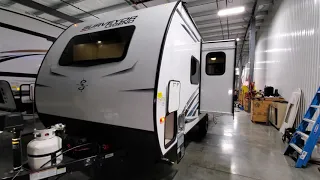 Model Change 2021 Surveyor Legend 19RBLE Small Forestriver RV @ Couchs RV Nation a RV Walk Through