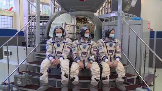 В ЦПК продолжаются комплексные экзаменационные тренировки экипажей МКС-64