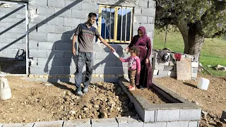 Afsane's concern about her husband's return and Master's help in building the porch