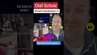 Olaf Scholz und der rote Teppich