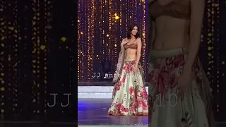 #ananyapandey dancing at the stage of #umang2022 😍🔥 #shorts #trending #viral #bollywood #tonykakkar