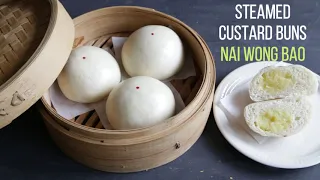 Soft Fluffy Steamed Custard Buns (Nai Wong Bao/ 奶黄包)