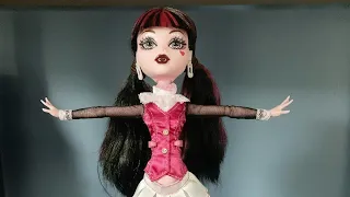 Monster High Booriginal Creeproductions Draculaura Unboxing Review