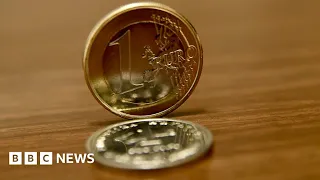 Croatia joins eurozone and Schengen area - BBC News