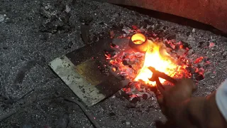 Forging a KATANA out of Rusted Iron CHAIN - WN flange forging flange production process show