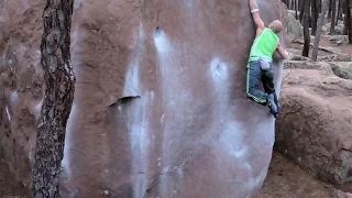 Albarracin varied classic boulder problems 6B - 6B+ - 6C