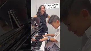 STUDENT DOES THE CHICKEN HEAD 🐔🤣 #piano #pianoteacher #pianolesson #pianostudent #classicalpiano