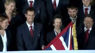Andy Murray gets into trouble with the Olympic flag