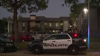 1 killed, 1 injured in shooting in west Houston, police say