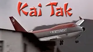 NORTHWEST Boeing 747s at KAI TAK (1995)