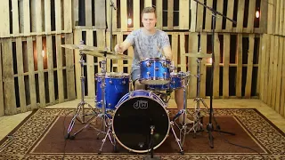 DW Performance Blue Sparkle Drum Set - 20, 12, 14, 5.5x14