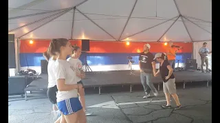 Energetic Serbian Čačak Kolo: A Joyful Celebration of Dance