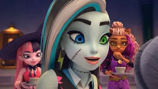 Monster High New Animated Series random moments without context