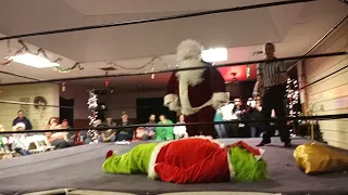 Santa Claus vs The Grinch (Resolute Wrestling 12/17/21)