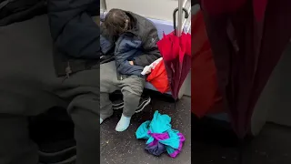 Ужасы метро Нью-Йорка. Бомжи, крысы, грязь 🙀🙀🙀