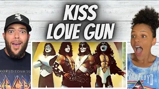 SO EPIC!| FIRST TIME HEARING Kiss  - Love Gun REACTION