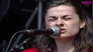 Ainara LeGardon Full Concert Part 1:3 @ San Miguel Primavera Sound 2011