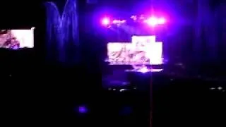 MILES AWAY -Sticky & Sweet TOUR MADONNA-