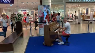 Linkin Park - What I've Done Street Piano Performance Karlsruhe