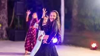 Girls Sangeet Dance | Chaka chak, veere di wedding, banthan chali remix    🤍 #DevMeshedUpForever