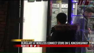 Smash-and-grab burglars hit south St. Louis wireless store