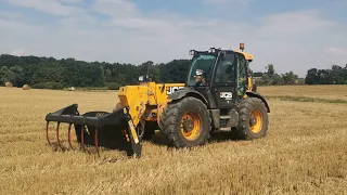 poslední balíky 2023/johndeere/case/zetor/jcb/fendt/@honza_fabik.7745 @klucizlesa3058