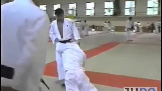 JUDO 2000 Randori: Kosei Inoue 井上 康生 (JPN) - HIdehiko Yoshida 吉田 秀彦 (JPN)