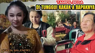 baru kali niken salindri perfom di tunggui bapak tercintanya di wayang ki rudi gareng @welatbumi